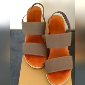 Andre Assous taupe espadrilles 7